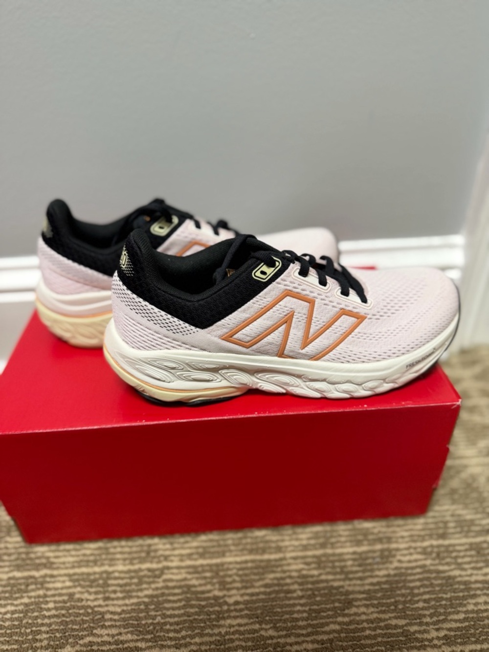 Women's New Balance 860v14